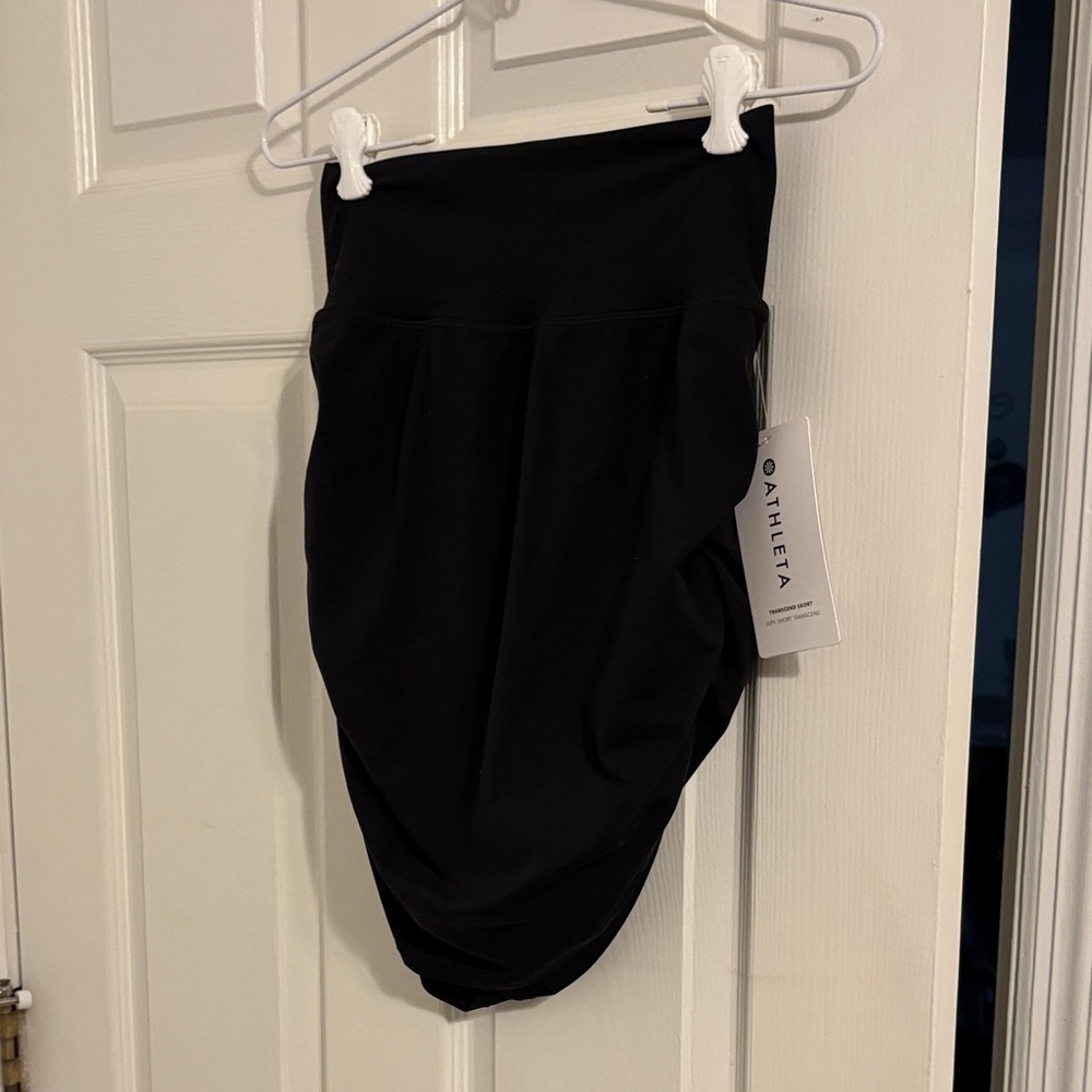 ✨ Athleta Black Ruched Pencil Skirt | Athleisure | Travel | Career Chic ✨ - Picture 4 of 6